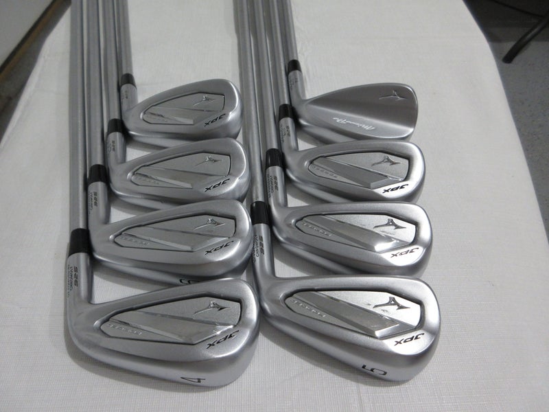 Mizuno JPX-925 Forged Iron Set - 4-PW, GW - C-Taper Lite 110 Stiff Steel - 1* Up