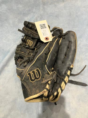 Black Wilson A1000 RH Infield Baseball Glove 11.5" (Used)