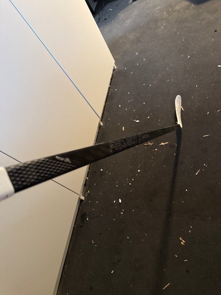 Senior True Project X Smoke Left Hand Hockey Stick T28  (Used)