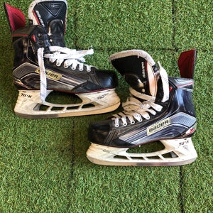 Senior Bauer Vapor X800 Hockey Skates Extra Wide Width 8.5 (Used)