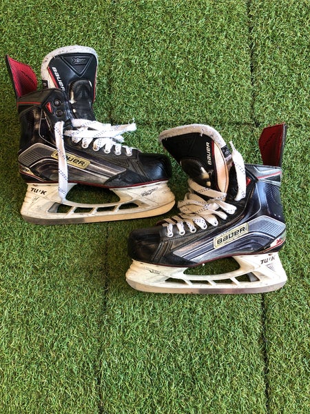 Senior Bauer Vapor X800 Hockey Skates Extra Wide Width 8.5 (Used)