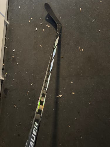 Senior Bauer Proto R Left Hand Hockey Stick P28  (Used)