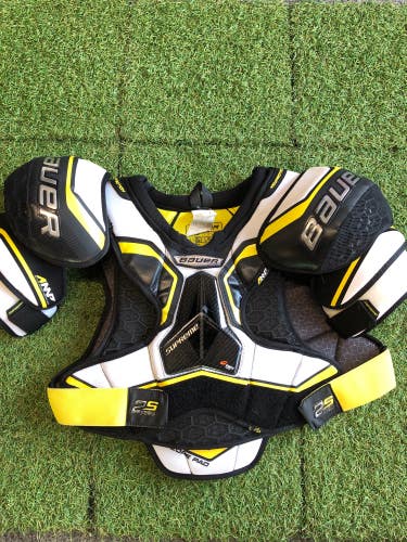 Large Senior Bauer Supreme 2S Pro Shoulder Pads (Used)