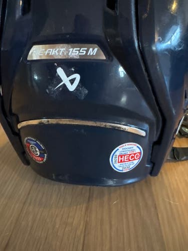 Bauer Re-Akt 155 helmet. Medium. Navy.