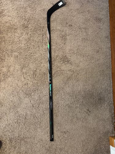 Senior Bauer Proto-R Right Handed Hockey Stick P90TM (New)