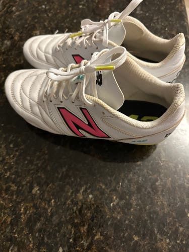 Men’s New Balance Soccer Cleats