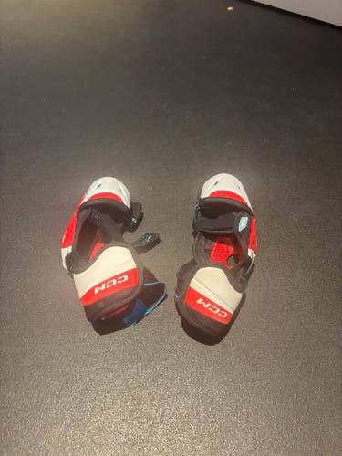Small Senior CCM Jetspeed ft6 Elbow Pads