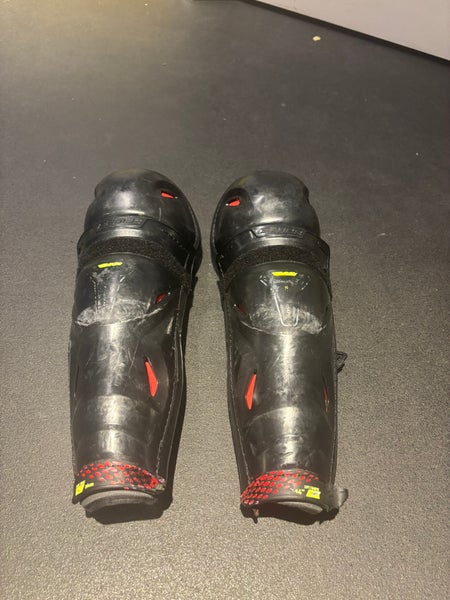 Senior Bauer Vapor Hyperlite 14" Shin Pads