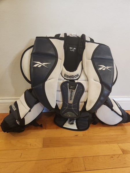 Large Reebok 9K Goalie Chest Protector (Used)