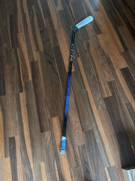 Junior CCM RibCor Trigger 8 Pro Right Handed Hockey Stick P29  (Used)
