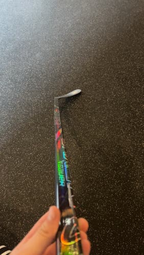 Intermediate Bauer Nexus Tracer Right Handed Hockey Stick P92 (New)