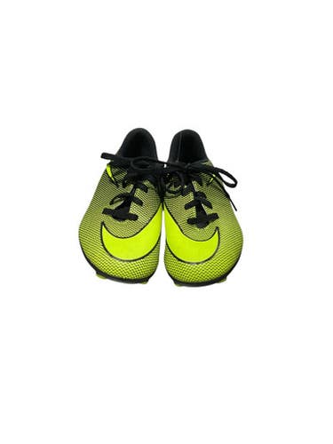 Used Nike Soccer Cleats Yellow Junior 04 11834-S000038297