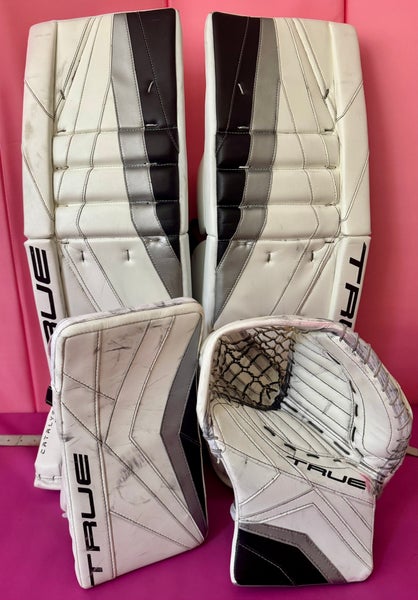 True Catalyst PX5 Pro Stock Goalie Set – Copley LA Kings, 35” (Excellent Condition, Clean)