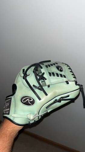 2023 Rawlings RH Pitcher's Pro Preferred Baseball Glove 12" (Used)