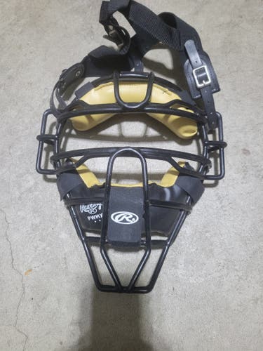 Wilson a3281 Catcher's Mask (Used)