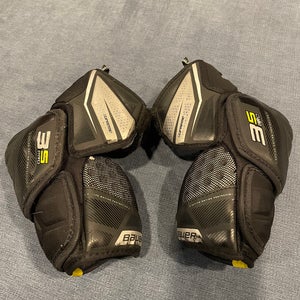 Medium Intermediate Bauer Supreme 3S Pro Elbow Pads  (Used)