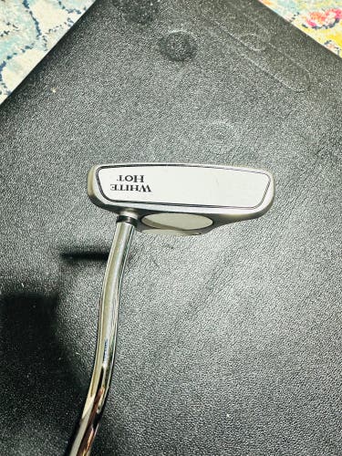 Men's Odyssey Mallet 2 Ball Right Handed Putter 35" (Used)