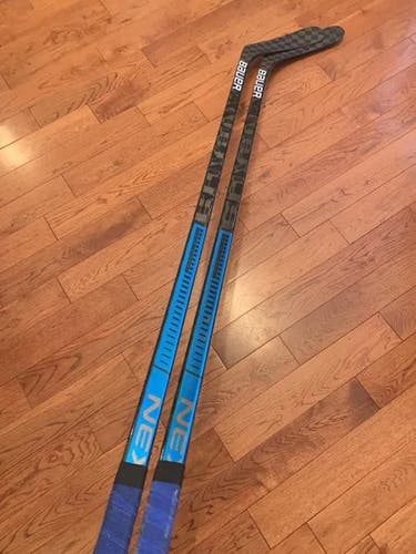 2 pack Bauer 2N Pro RH 77flex P92 64’ Used 1 Warm-Up 9.5/10 ( 1N ) | hockey-go.store