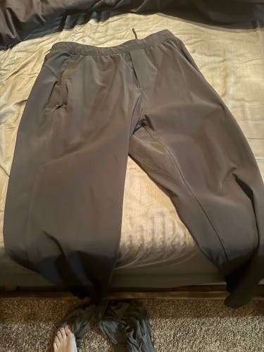 Black Large Men's Lululemon Pants (New)