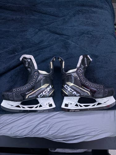 CCM AS-V Pro Hockey Skates