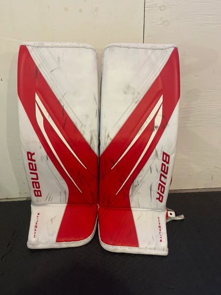 Medium Bauer Pro Stock Hyperlite 2 Goalie Leg Pads | hockey-go.store