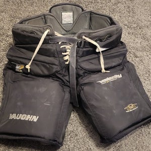 Large Vaughn Velocity V7 Pro XF Carbon Hockey Goalie Pants (Used)