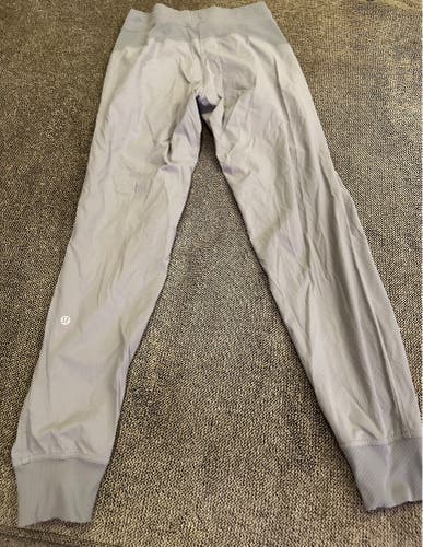 Lululemon gray lightweight pants size4