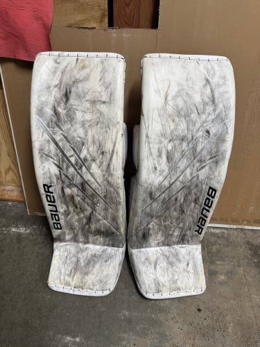 Large  Bauer Hyperlite Goalie Leg Pads (Used)
