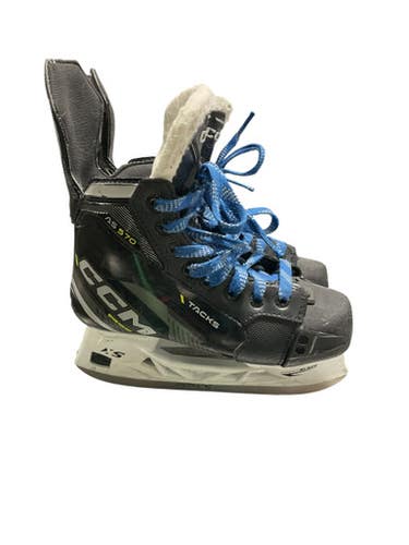 Used Bauer AS 570 Junior Hockey Skate Junior 02.5 11834-S000038083