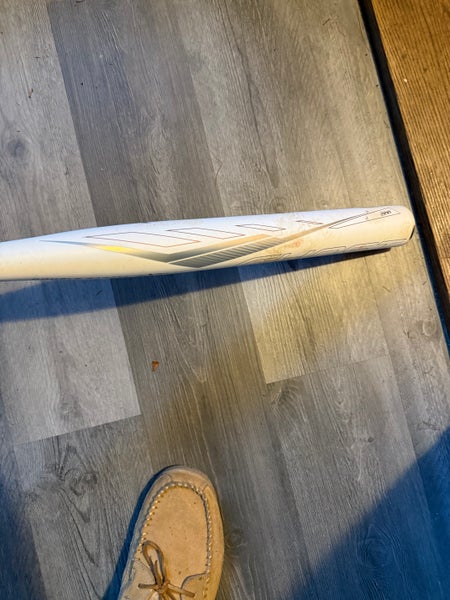 Easton Ghost Unlimited Composite Bat (-10) 24 oz 34" (Used)