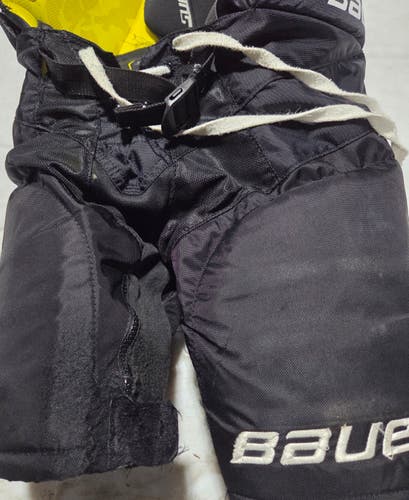 Junior Small Bauer Supreme 3S Hockey Pants (Used)