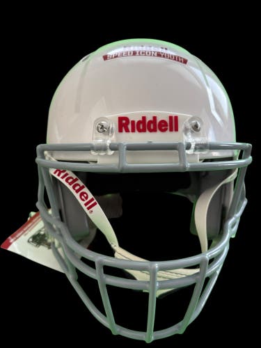Riddell Speed Icon Youth Football Helmet - Medium (2023)  Mint w/ Tags