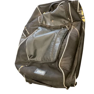 Used All-Star CATCHERS BAG BB/SB Player Wheeled Bag Black 11884-S000049791