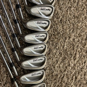 Men's Adams Tight Lies Right Handed Iron Set  Steel Shaft (Used)
