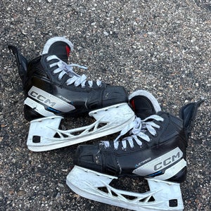 Junior CCM Jetspeed FT680 Hockey Skates | Size 3 (Used)