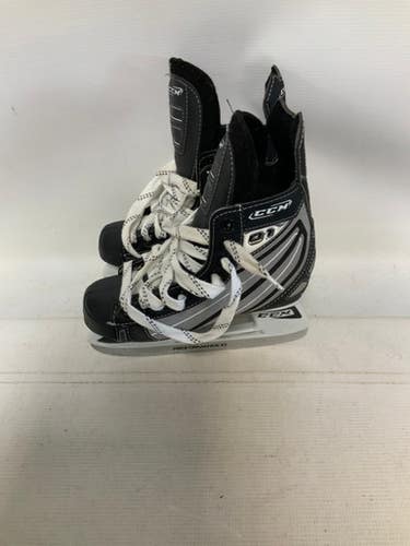 Used CCM 01 Junior Hockey Skate Junior 02 11823-S000033168