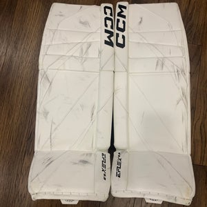 LIKE NEW 33" CCM Eflex 6.9 Goalie Leg Pads (Used)
