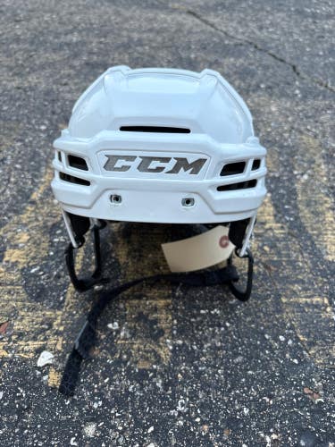 Small CCM Super Tacks X Helmet