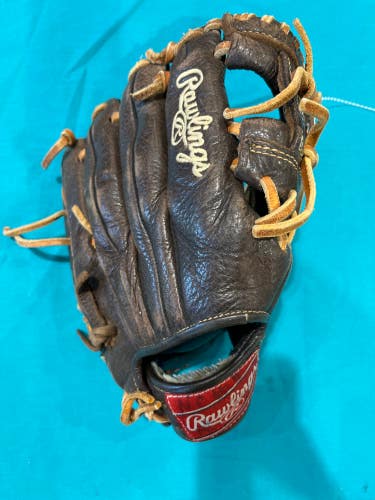 Brown Rawlings Player Proferred Lite RH Infield Baseball Glove 11.25" (Used)