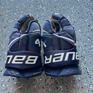 Bauer Vapor Hyperlite Gloves 14" (Used)