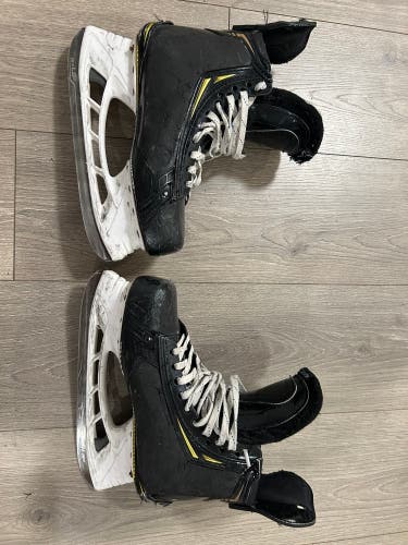 Bauer Supreme 2S Pro Hockey Skates Regular Width   7 (Used)