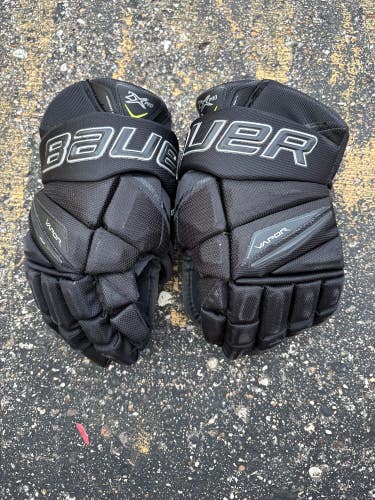 Junior Bauer Vapor 2X Pro Gloves 12" (Used)