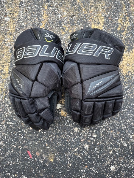 Junior Bauer Vapor 2X Pro Gloves 12" (Used)