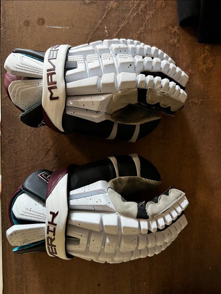 2025 Custom Maverik Shift Gloves Large (Used)