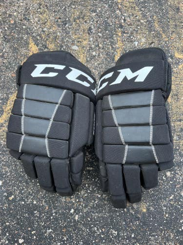 Senior CCM Edge Gloves 15" (Used)