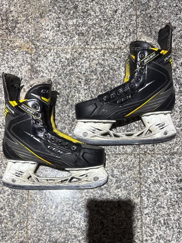 CCM Tacks 5092 Hockey Skates Regular Width 6 (Used)
