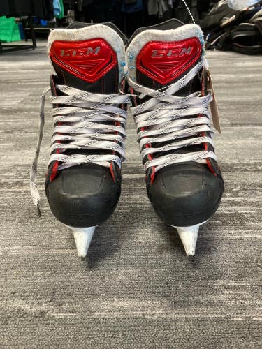 Junior CCM JetSpeed FT480 Hockey Skates Regular Width Size 1 (Used)