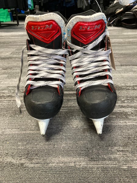Junior CCM JetSpeed FT480 Hockey Skates Regular Width Size 1 (Used)
