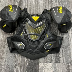 Large Intermediate Bauer Supreme 3S Shoulder Pads (Used)
