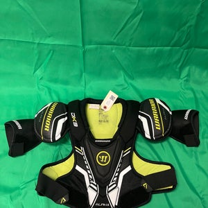 Warrior Alpha DX3 Shoulder Pads | Senior XS